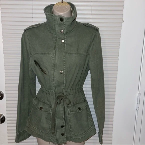 Forever 21 Light Weight Olive Jacket With Draw String Waist - Picture 8 of 10